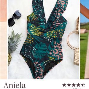 NWT Averie swim Aniela retro one piece